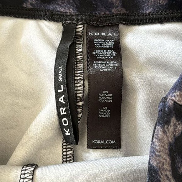 Koral Drive Cheetara Blue Animal Print High Rise Leggings Size Small - Picture 5 of 6